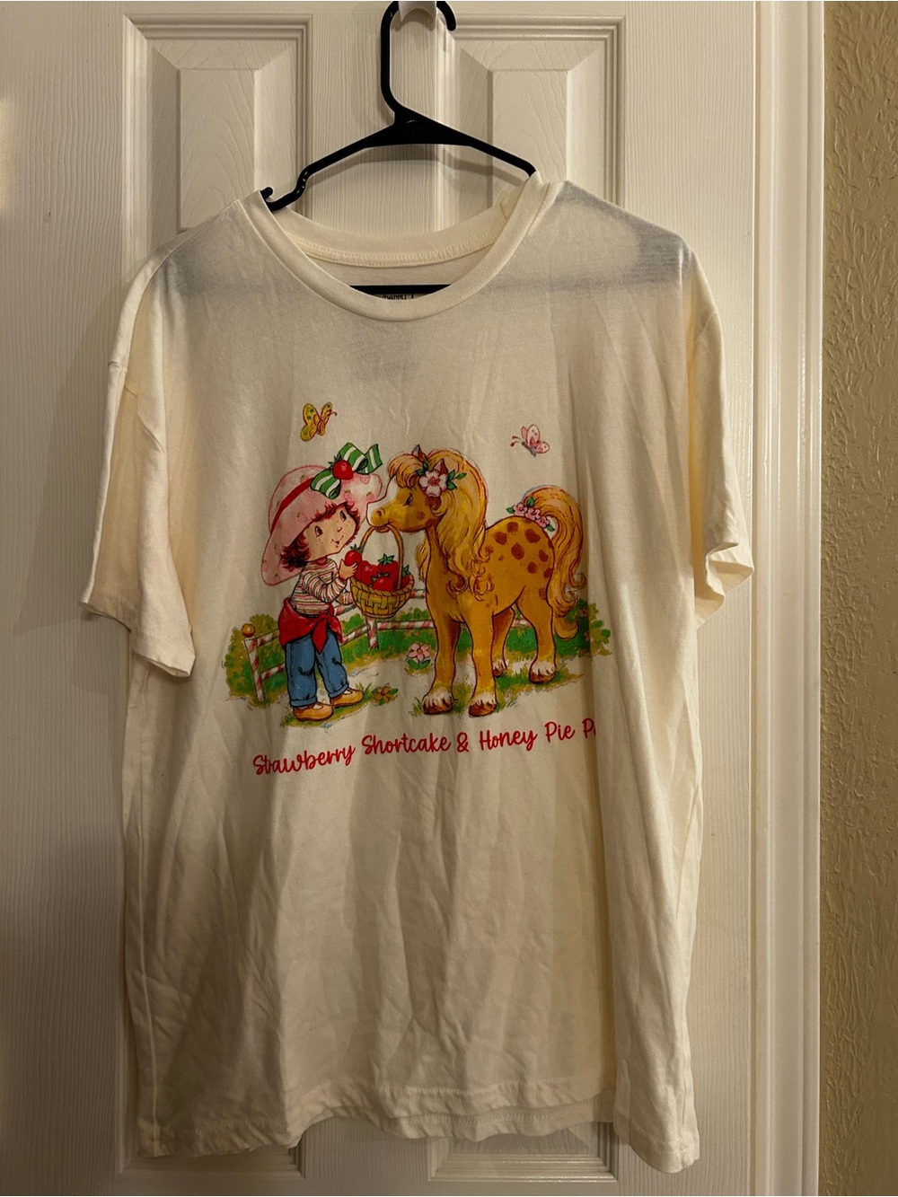 NWOT Retro Style Strawberry Shortcake & Honey Pie T-Shirt Ladies Size Large